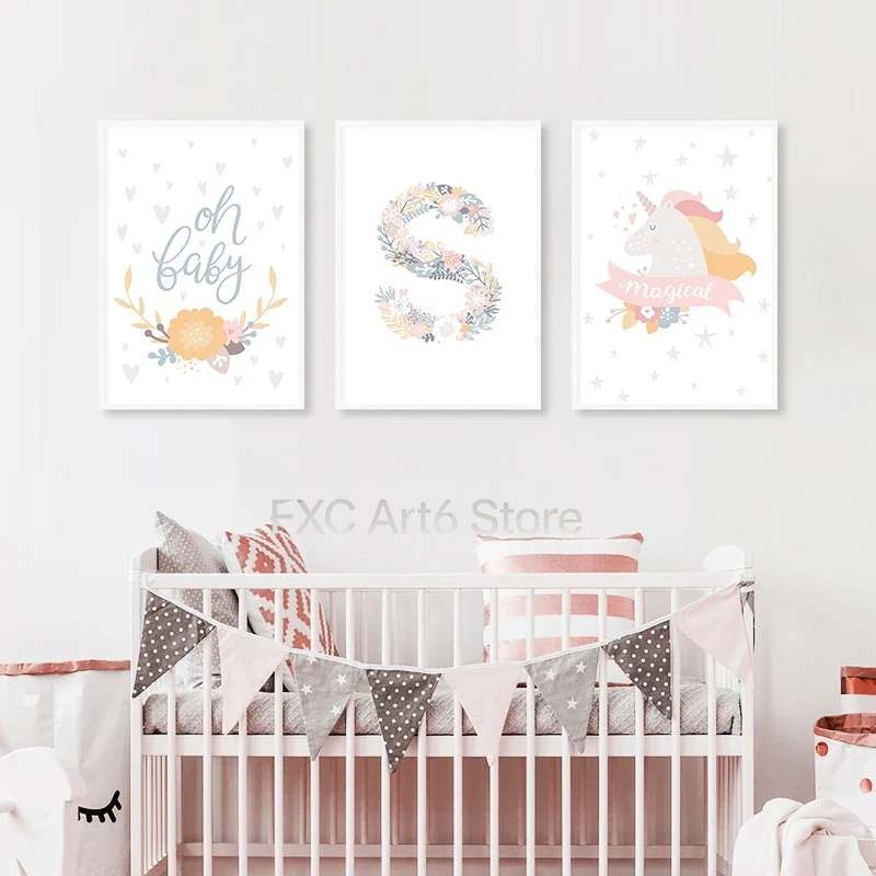 Baby Unicorn Nursery - 1 adet çerçevesiz çiçek alfabe harfler
